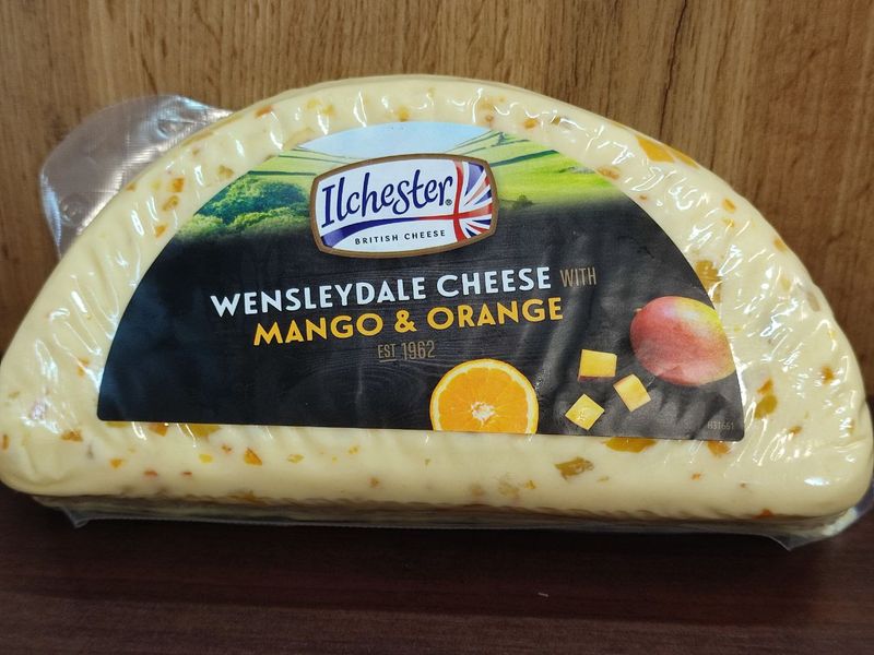 Сыр WENSLEYDALE манго+апельсин 09 фото
